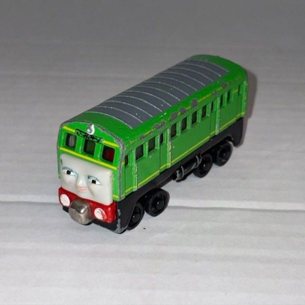 Thomas & Friends Take Along DAISY Train 2006 Diecast Engine Learning Curve